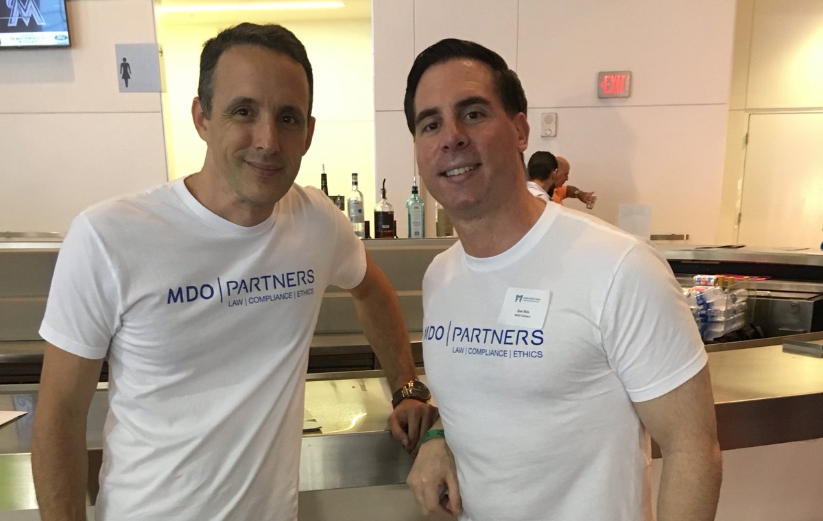 MiamiFinForum's tweet image. Right off the bat, we knew last night&apos;s event at @Marlins Park would be a sellout. Hats off to @mtrustcompany for sponsoring #NetworkAfterWork