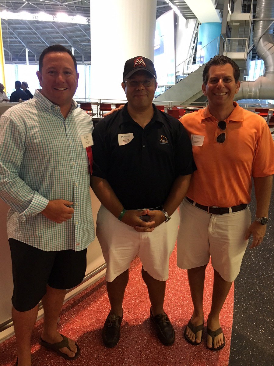 MiamiFinForum's tweet image. Right off the bat, we knew last night&apos;s event at @Marlins Park would be a sellout. Hats off to @mtrustcompany for sponsoring #NetworkAfterWork