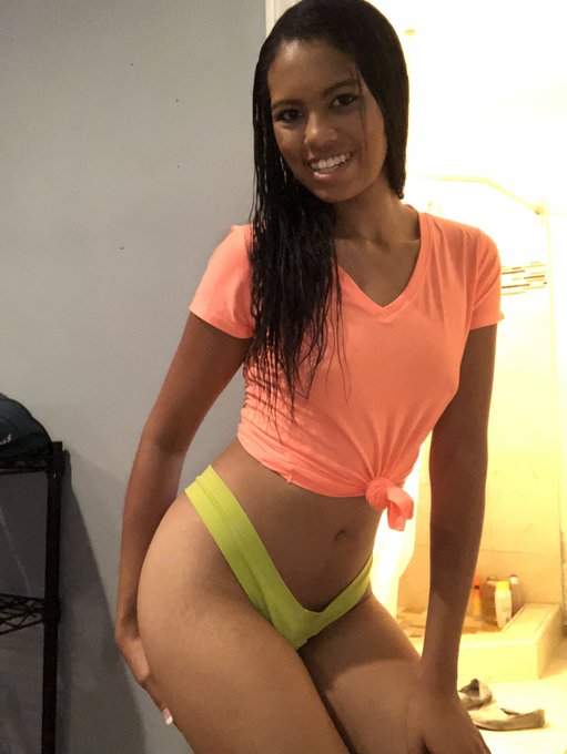 Getting ready to do a fun gg scene today! 🙊🙉😍😉 @101ModelingInc #GGscene #Morning #excited https://t.<a href="/tag/morning"class="tags"><span>#morning</span></a><a href="/tag/excited"class="tags"><span>#excited</span></a><a href="/tag/ggscene"class="tags"><span>#ggscene</span></a>