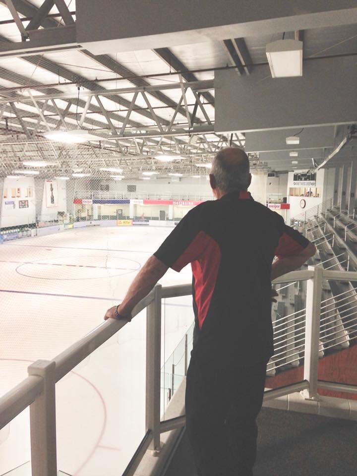 RedWingsCamps's tweet photo. It is with heavy hearts that we announce the passing of our friend Charlie Inman. Charlie was a longtime and dedicated volunteer of #DRWTC and #NHLProspects as well as a diehard hockey and Red Wings fan. His contributions to DRW Events in TC are immeasurable. https://t.co/5Ge6EEJQci