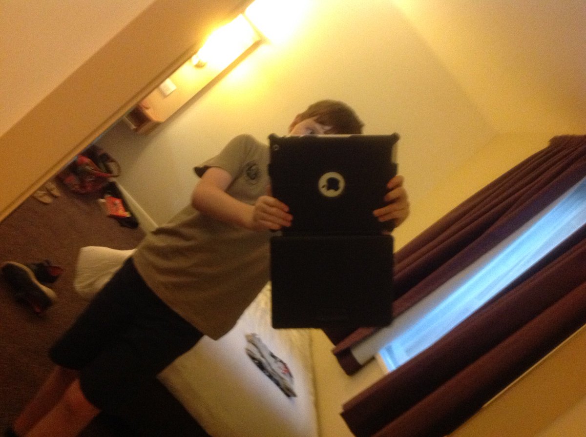 will_devons's tweet image. Kids on tour