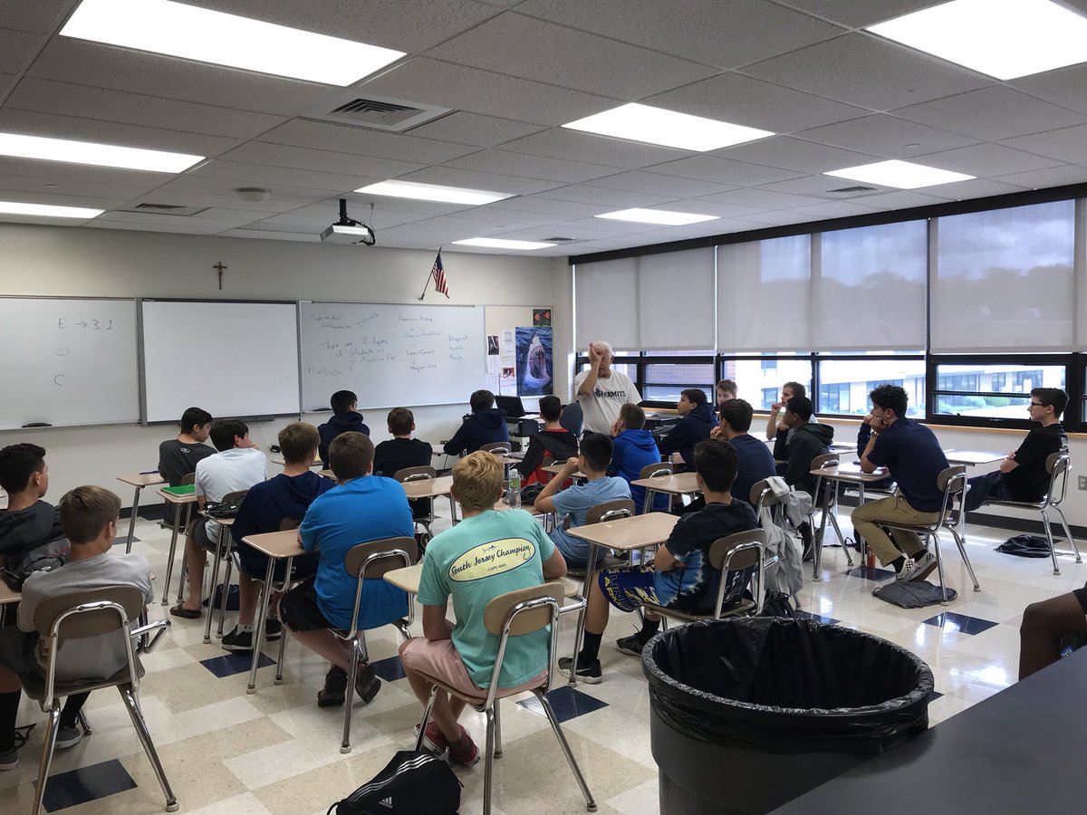 MrBurkeHGP's tweet photo. Great week of Freshman Study Skills Camp with some of the members of the Class of 2022.📚📚📚📚📚📚

Thank you, Fr. Murray, @mjr118, @Hermits22, Mr. Ike, &amp; Mr. Cas for sharing great advice with our new Hermit Brothers.

We look forward to meeting more freshmen next week. #SA2022 https://t.co/nXCQxeHJI2