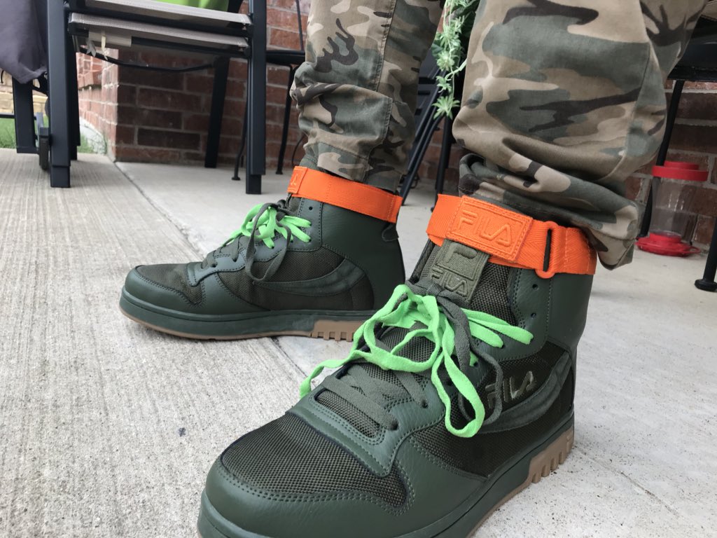 CensoredSays's tweet photo. Cowabunga!
#flyasskickseveryday https://t.co/6TmzGRoSKe