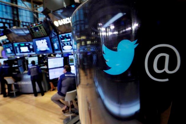 Bad week in social media gets worse; Twitter hammered  ottawamatters.com/world-news/bad… https://t.co/0hz7bz8vrT