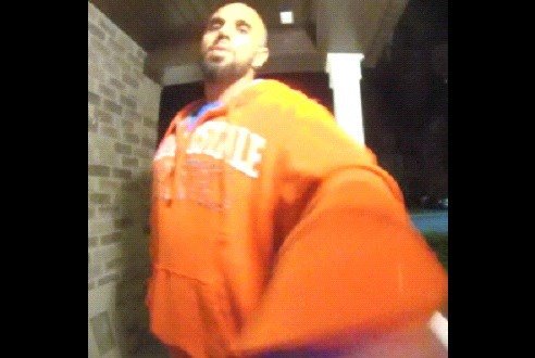 Ottawa police looking to identify 'person of interest'  ottawamatters.com/police-beat/ot… https://t.co/9lwTVi68NZ