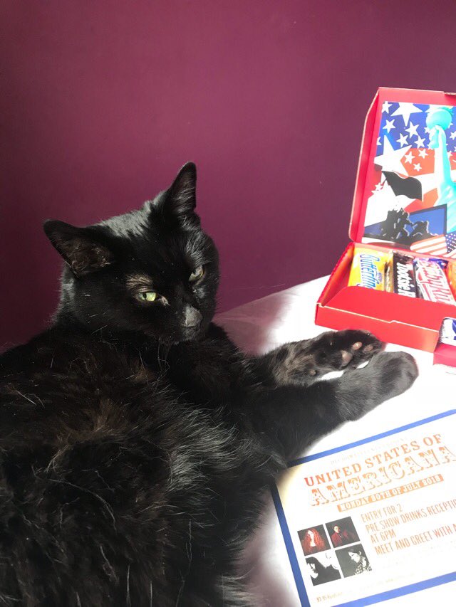 Fred is jealous we are off to <a href="/Cottiers_Venue/">Cottiers Glasgow</a> on Monday for some 🇺🇸 tunes at #UnitedStatesofAmericana foodieexplorers.co.uk/cottiers-theat…