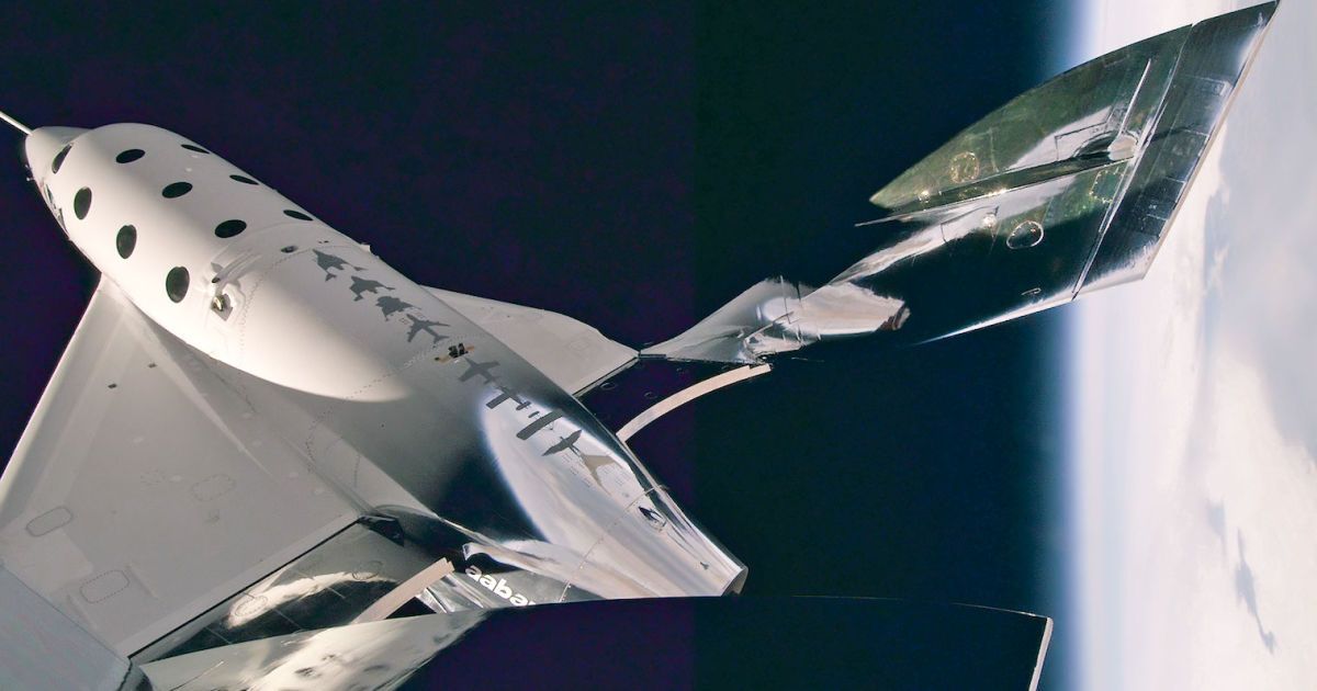 RichImager's tweet photo. To infinity...and beyond!

Virgin Galactic breaks Mach 2 in third powered test flight https://t.co/426Rf0tvAd https://t.co/s2Ak9EBPzS