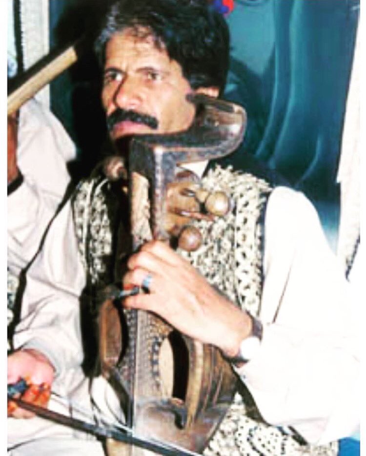PahlaviReza's tweet photo. درگذشت استاد دین‌محمد زنگشاهی، نوازنده و خواننده محبوب موسیقی بلوچستان را به خانواده او و دوستدارانش از صمیم قلب تسلیت می‌گویم. یاد و آثارش همیشه ماندگار می‌ماند. https://t.co/g7SRF18tL9