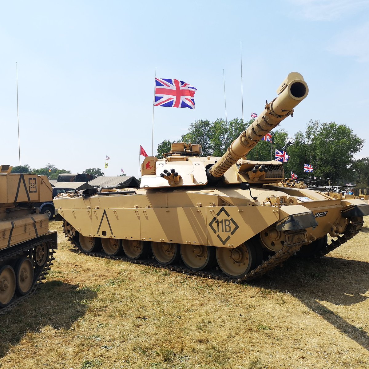 Challenger 1....love this tank