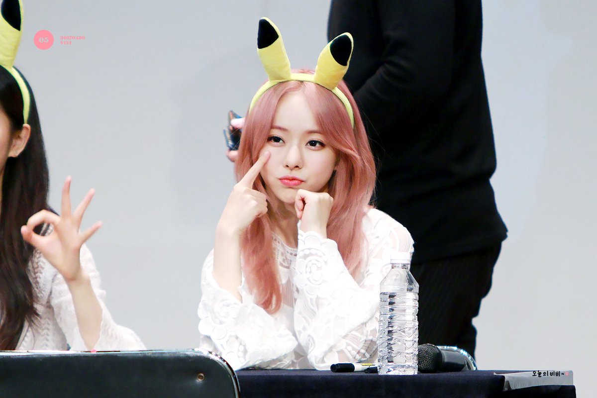 오늘의 비비 tweet media