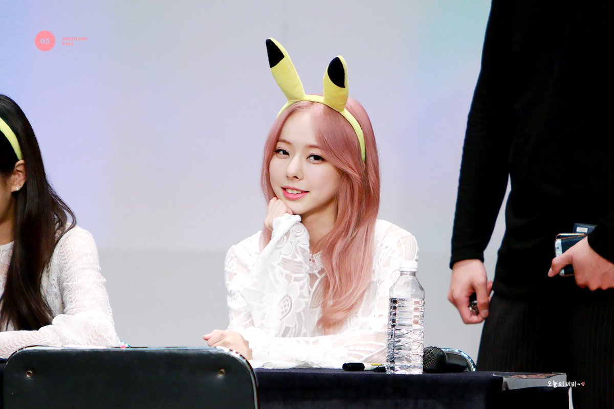 오늘의 비비 tweet media