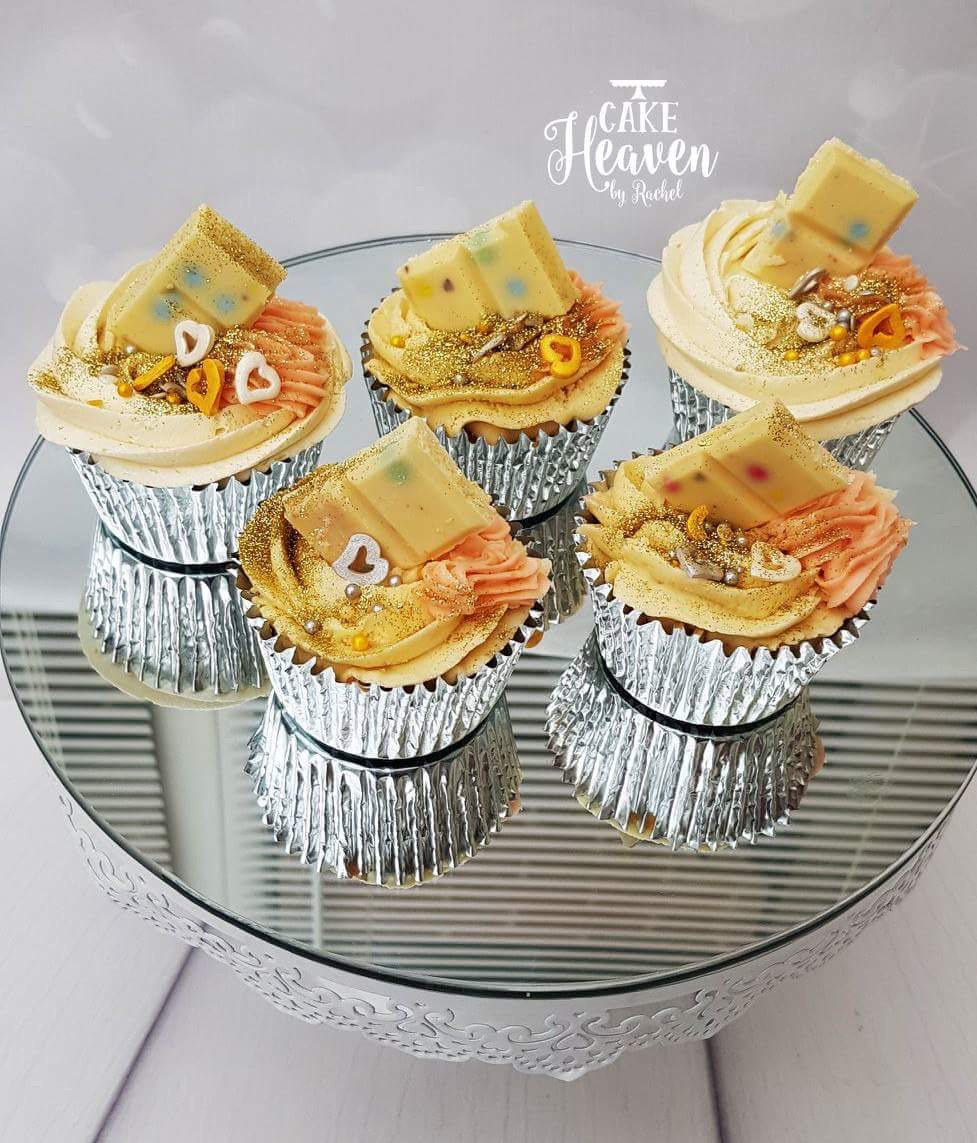 Our gorgeous #Gluten #Free #Mermaid #Cupcakes. Special cake treats to suit any occasion for the whole family!! #Baking #Birmingham #WhiteChocolate #Sprinkles #Sparkles #Glitter #Love #Heart #Cake #Icing #Pearls🧜🏾‍♀✨🧜‍♂✨🧜🏽‍♂✨