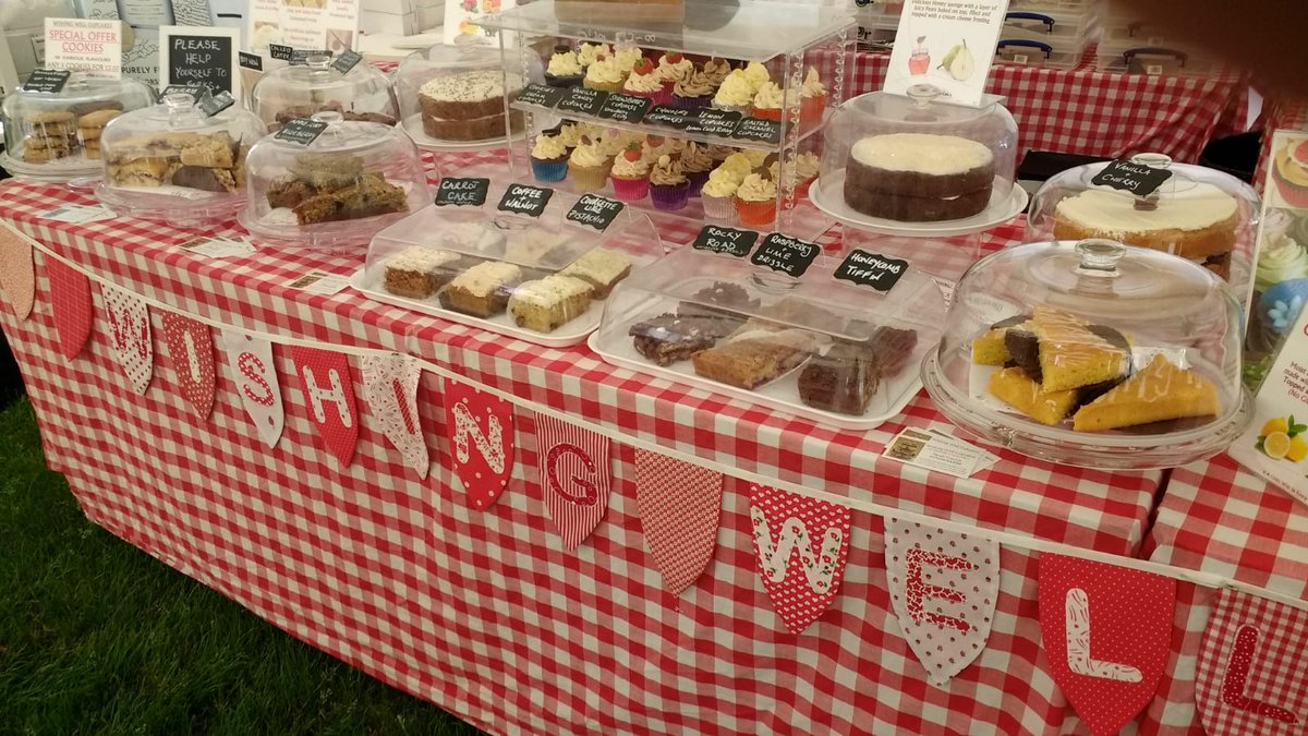 Come and see us at the @MontacuteNT @LevelsMarket Farmers Market tomorrow for all our yummy cakes and bakes 🍰🎂🍪...