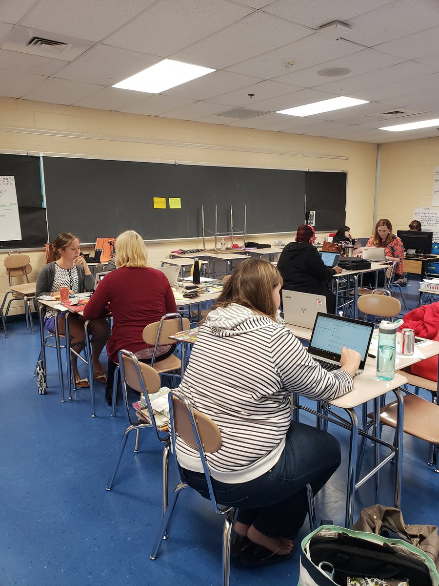 EESLibrary's tweet photo. Curriculum writing 2018 is in the books. If you weren't there, you missed amazing brainstorming, laughing until you cry, birthday cupcakes,debating objectives and creative titling of lessons/units. @franglick @BCPSLMP #bcpscw2018 https://t.co/eT0K4ZohjM