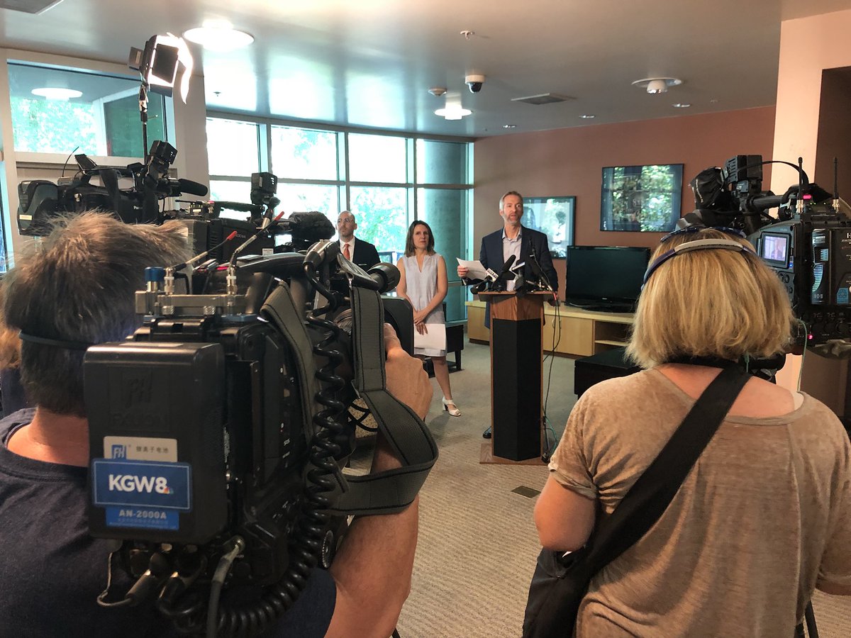 $12 million dollars for project proposals that “combine housing &amp; mental health services”.

<a href="/tedwheeler/">Ted Wheeler</a> &amp; <a href="/dkafoury/">Deborah Kafoury</a> speak @ “Notice of Funding Availability” w/ funding from city, county &amp; state agencies.

Now calling on developers &amp; service providers to pitch ideas by Oct 4th.