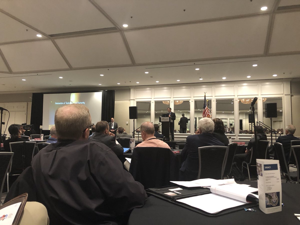 AngelaMazzi's tweet photo. “We have to train healthcare providers on how to learn continuously, not just how to provide care.” Dr. Paul Tang of @IBMWatsonHealth at #SLSHealthcare @ACHA_Info  @AIA_AAH https://t.co/dZ77Oru5AC