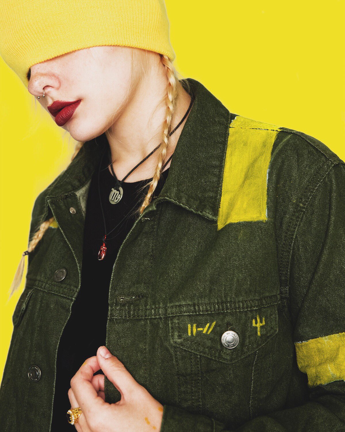 Twenty one deals pilots jean jacket
