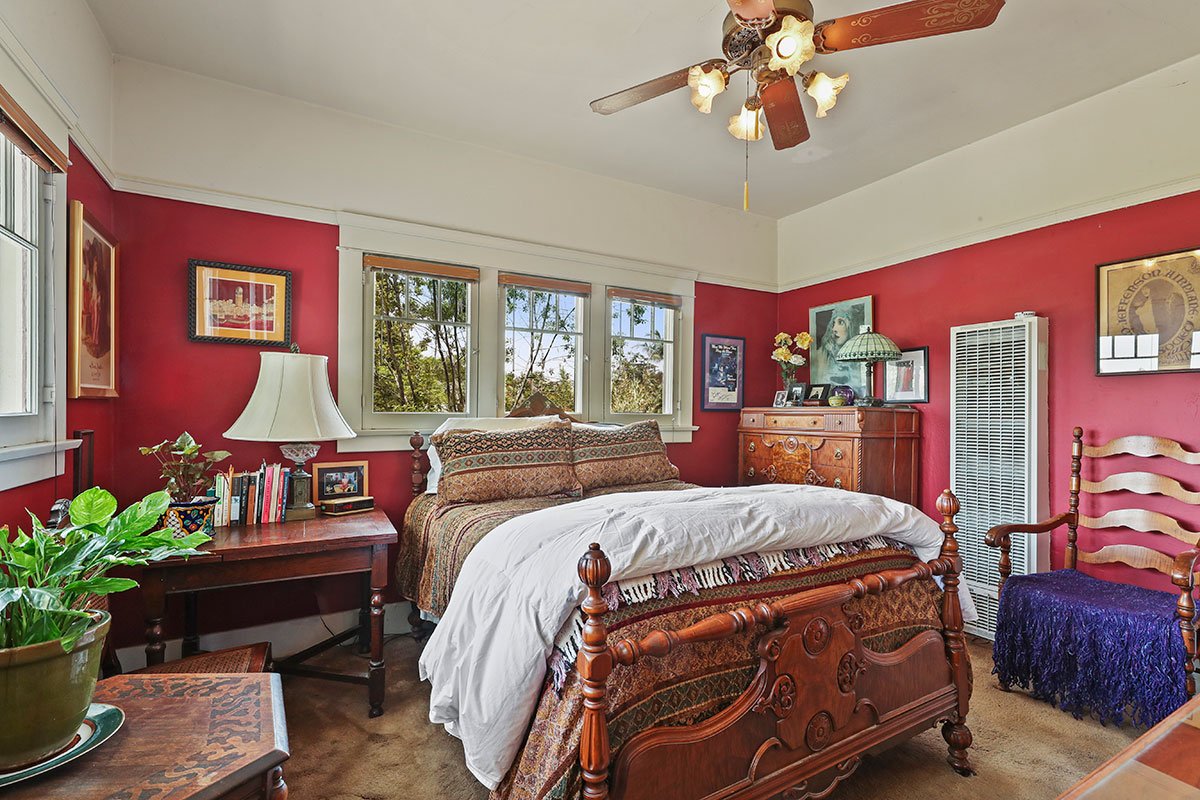 andersonreg's tweet photo. JUST LISTED!!!
774 Gladys Avenue, Long Beach, CA 90804
OPEN HOUSE!!!
Tomorrow, Saturday (7/28) @ 1pm - 4pm
Sunday (7/29) @ 1pm - 4pm
Call For More Info: 800 784 2616
Click Here for More Details: https://t.co/CTY62VLHUr
#AndersonREG #LongBeach #openhouse #justlisted https://t.co/3bc17QmRYw