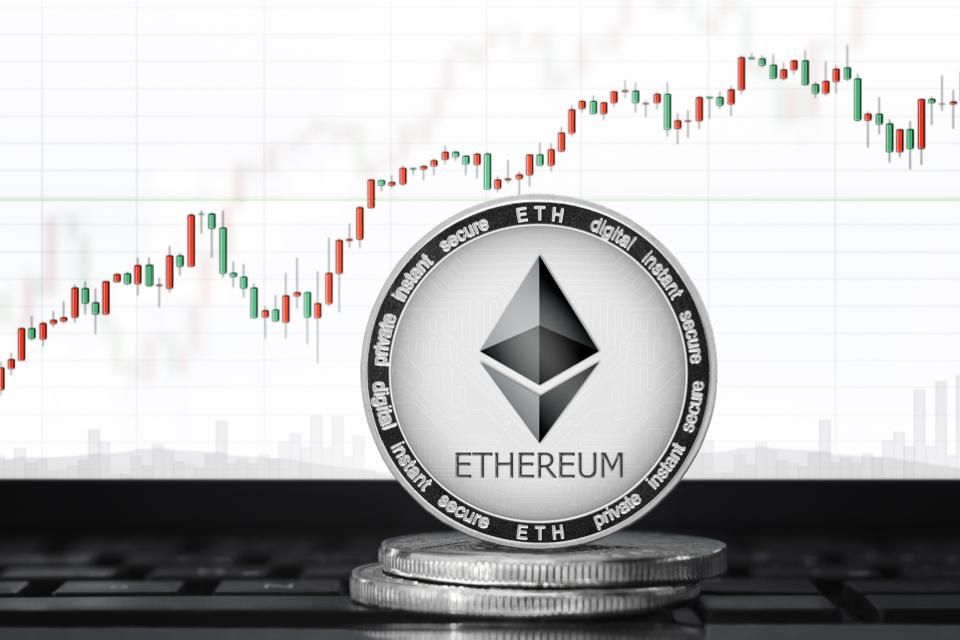 CoinDesk's tweet photo. Certain investors in #crypto say there's a disconnect between ethereum's market price and underlying tech that will cause bearish trends for the asset to persist, via @Forbes https://t.co/x4OD1kcM4K https://t.co/XinvHL4ND3