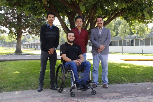 uaa_mx's tweet photo. Estudiantes UAA fueron seleccionados para formar parte del equipo de instructores del programa Codellege de @SofttekMX para capacitar a personas interesadas en el desarrollo y diseño web. #SomosUAA https://t.co/QY8t3AVi4i https://t.co/htvs5kqqhu