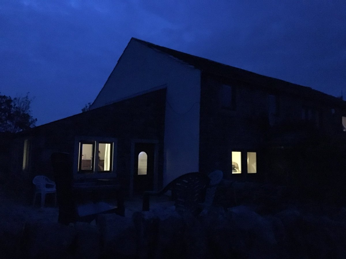 harwescottage's tweet photo. Harwes Farm by night #SummerHolidays #summernights #Welcome2Yorkshire #visitlancashire #visitpendle https://t.co/HH75zlVxcy