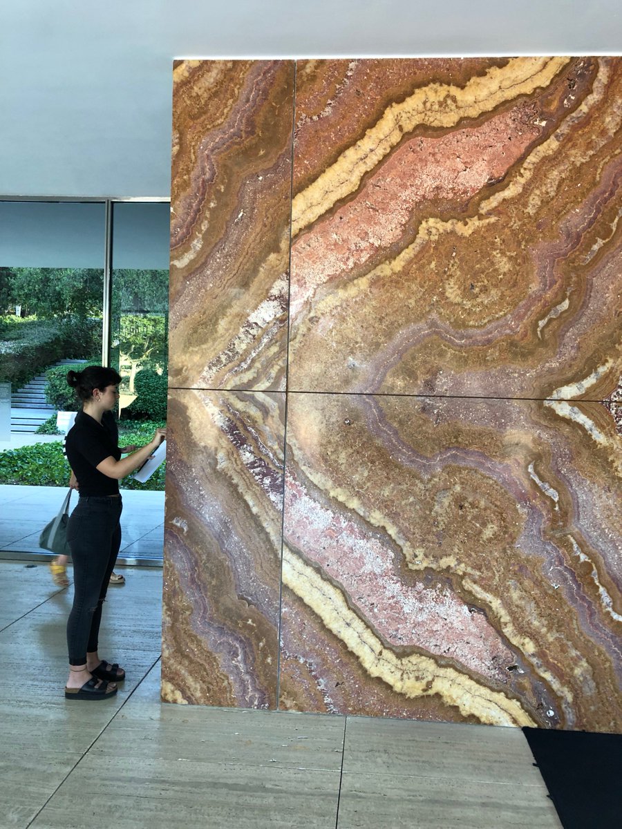 K5Yamazaki's tweet photo. Another Mies's Masterpiece! Less is More.
Artists were knocking water, marble, and glass. https://t.co/Cse6TBdj7y