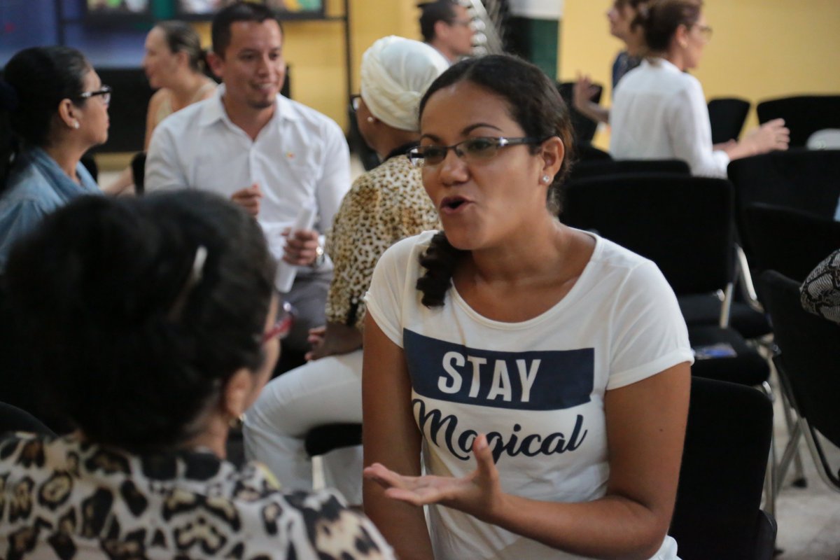 camcartagena's tweet photo. #AEstaHora | Los conferencistas Mauricio Parrado y Judy González lideran el taller de #Coaching con Programación Neurolingüística #PNL que brindamos a los miembros de nuestras empresas pertenecientes a #CámaraPreferencial https://t.co/TUaROVhZ5F