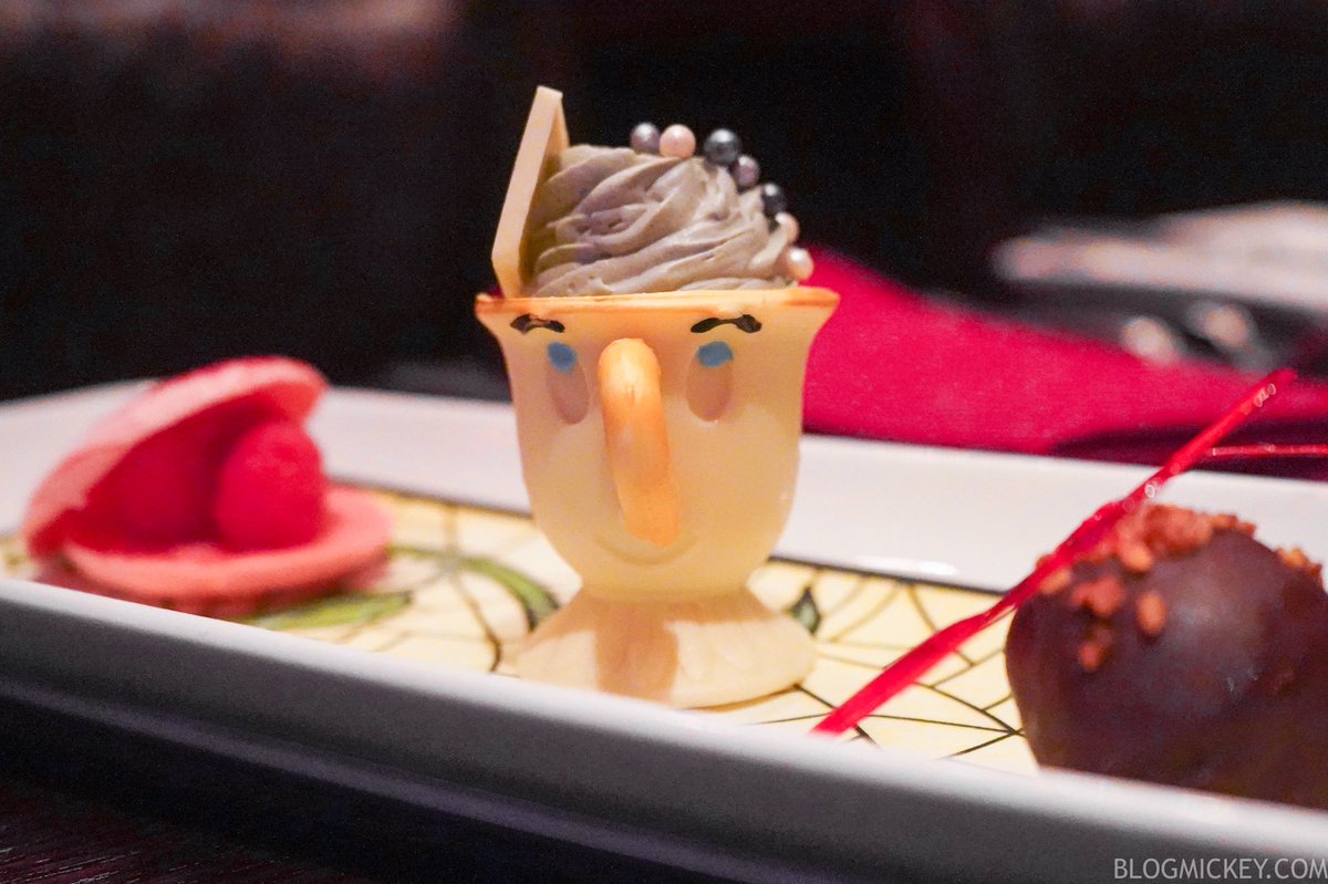 Blogmickey Com Here S A First Look At The Chip Cup With Grey Stuff Everything Here Is Edible Including The Stained Glass Rice Paper This Is The Dessert Trio Offered In The Blogmickey Com Here S A First Look At The Chip Cup With Grey Stuff Everything Here Is Edible Including The Stained Glass Rice Paper This Is The Dessert Trio Offered In The