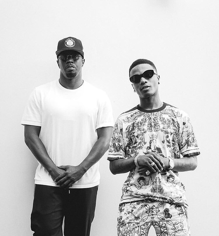WizkidSource's tweet photo. 7/27 | @wizkidayo on Instagram: Executive producer @diddy ! #SpreadLove ❤️🦅🔉🇳🇬 https://t.co/2weRzVck1r