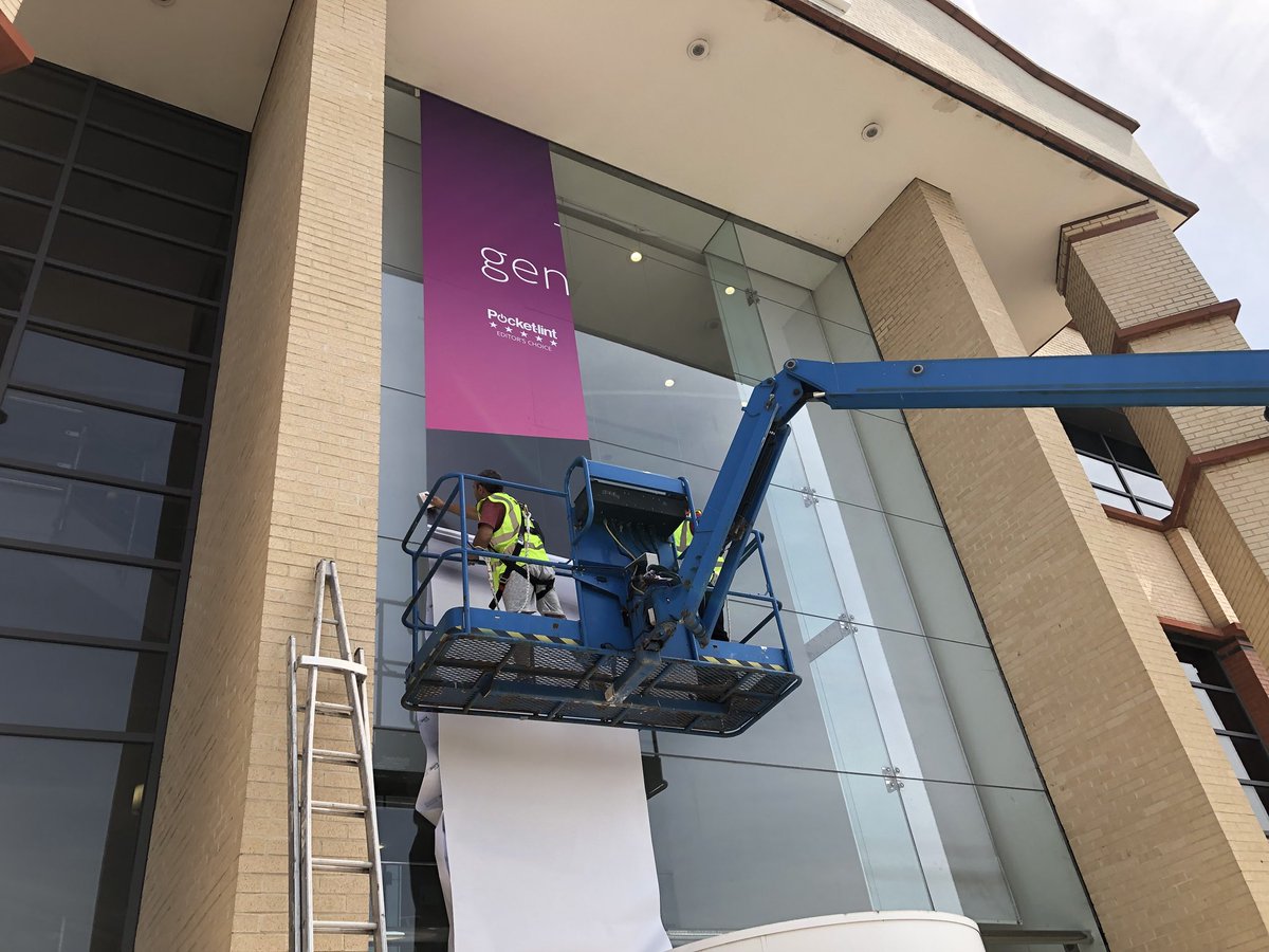wrapgraphicsuk's tweet photo. 8 x 5 Meters window graphics print and install by Wrap Graphics UK #window #graphics #print #install #wrapgraphics #london https://t.co/EBt6PhGm2Y https://t.co/tM1YNsBrmv