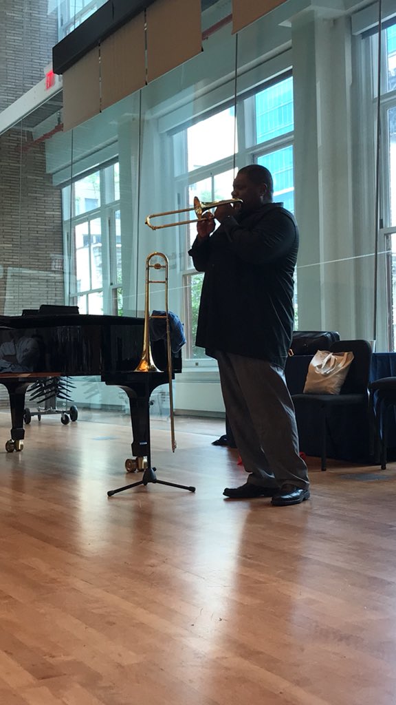 BeckyChez's tweet photo. It was such a pleasure to hear the talented @WycliffeGordon today @carnegiehall #MusicEducatorsWorkshop. He gave great strategies for building improv skills. π€πΊπΉπΆ I cant wait to hear more at the NYO Jazz concert tonight! #BuildYourCraft #PassionDriven #NeverStopLearning https://t.co/Tl5DhVb8y2