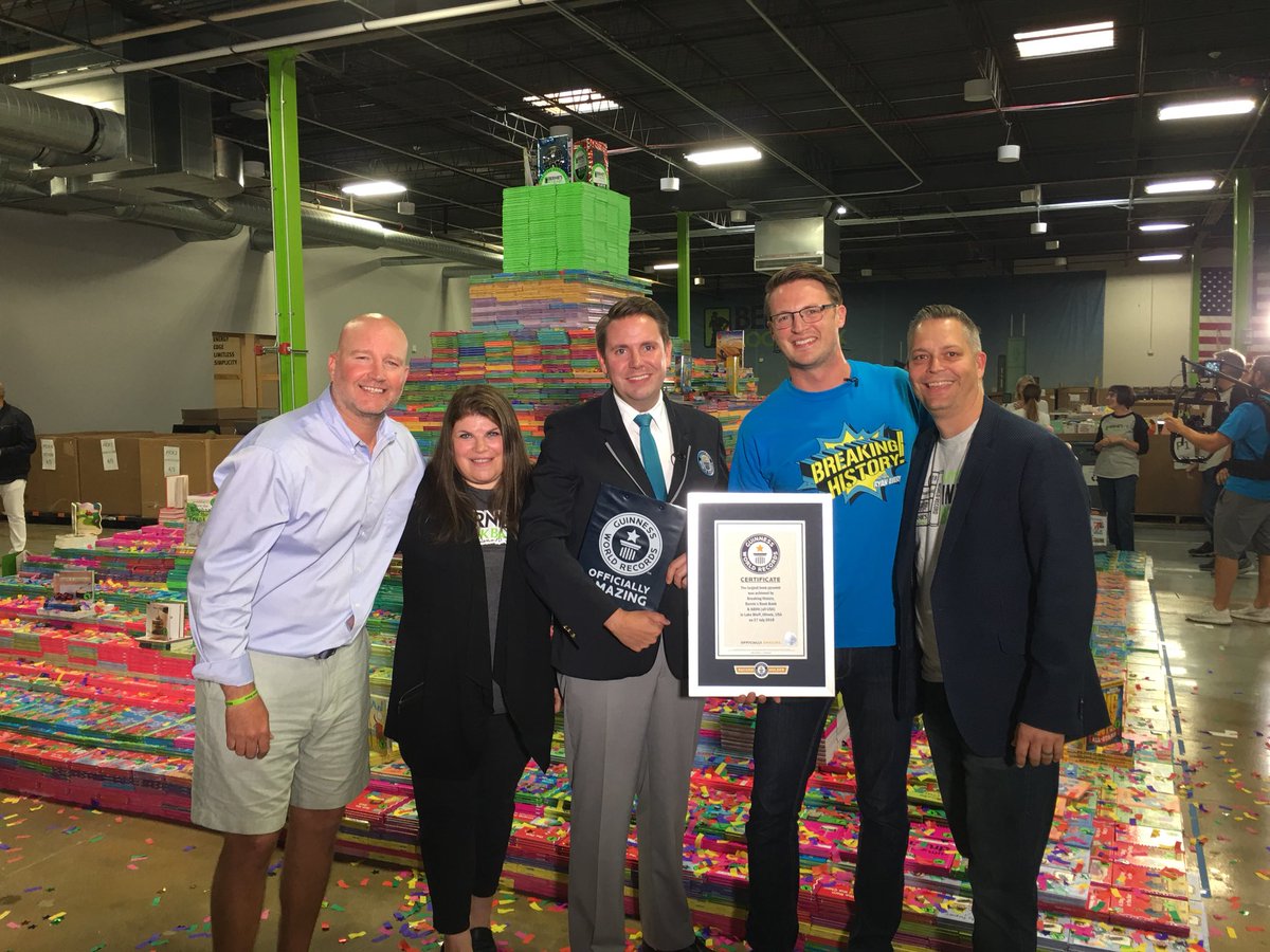 berniesbookbank's tweet photo. WE DID IT! Bernie’s Book Bank and @AveryToday with Breaking History broke the world record for the LARGEST BOOK PYRAMID! 144,000 books! 🎉 #BookPyramid #BooksForABetterLife https://t.co/JnjvRHf3a1