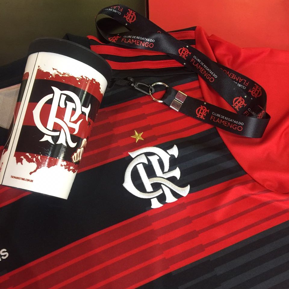 urubuinterativo's tweet photo. "Não sei oq te dá de presente" https://t.co/J6HIcFWixj