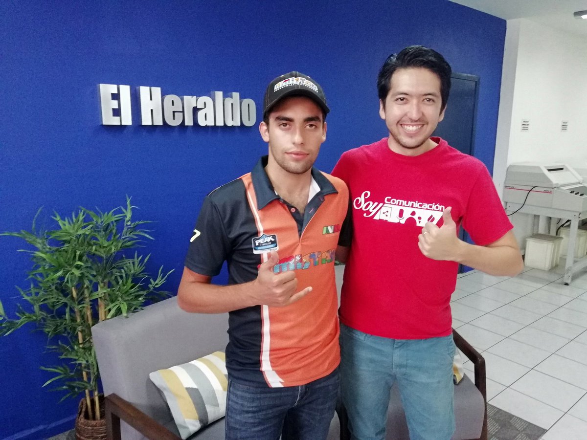 EPIpressMx's tweet photo. Seguimos en la gira de medios para @elheraldoags @AVMracingMx @maxgonzalez137 @NASCARPEAKMX https://t.co/dRcJzXjmme