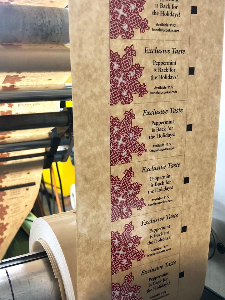 DanaLabels's tweet image. Only 151 days left until Christmas! 🎄@honolulucookie getting ready for the Holidays!
#danalabelsanddesign #honolulucookiecompany #honolulucookie #labels #christmas #peppermint #cookies #madeinhawaii #supportlocalhawaii