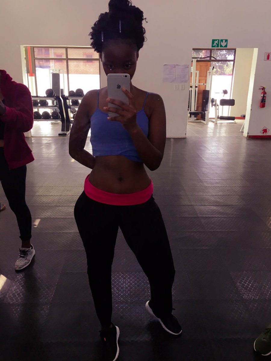 __Khanya_'s tweet image. So I think imma join @TkMatakanye and @kuhlesilevu on the #30dayabchallenge 💪💪

I challenge @petronella_z @ElungileMbanjwa @qha_ma ⚡⚡