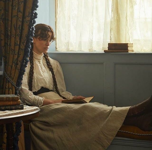 badpostkeira's tweet photo. new stills of Keira Knightley and Dominic West in Wash Westmoreland’s Colette. https://t.co/Zpd92397Xu