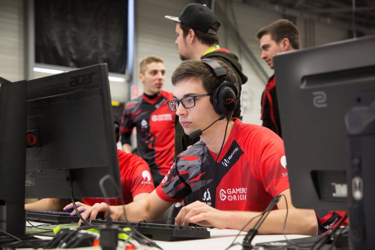 Galions_'s tweet image. Il est l'heure d'aller soutenir l'ami @poko qui joue la grande finale de l'Overwatch League avec @Fusion contre l'équipe @Spitfire #GOWIN 💪 #TheFirstFinals #CaptureHistory

Commenté par @LuttiLutti_ et le crew ➡️ twitch.tv/overwatchleagu…