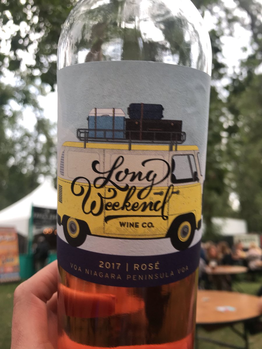 Drink beautiful Canadian rosé this #FolkFest2018 <a href="/LongWeekendWine/">Long Weekend Wine Co</a> <a href="/FieldingWinery/">Curtis Fielding</a>