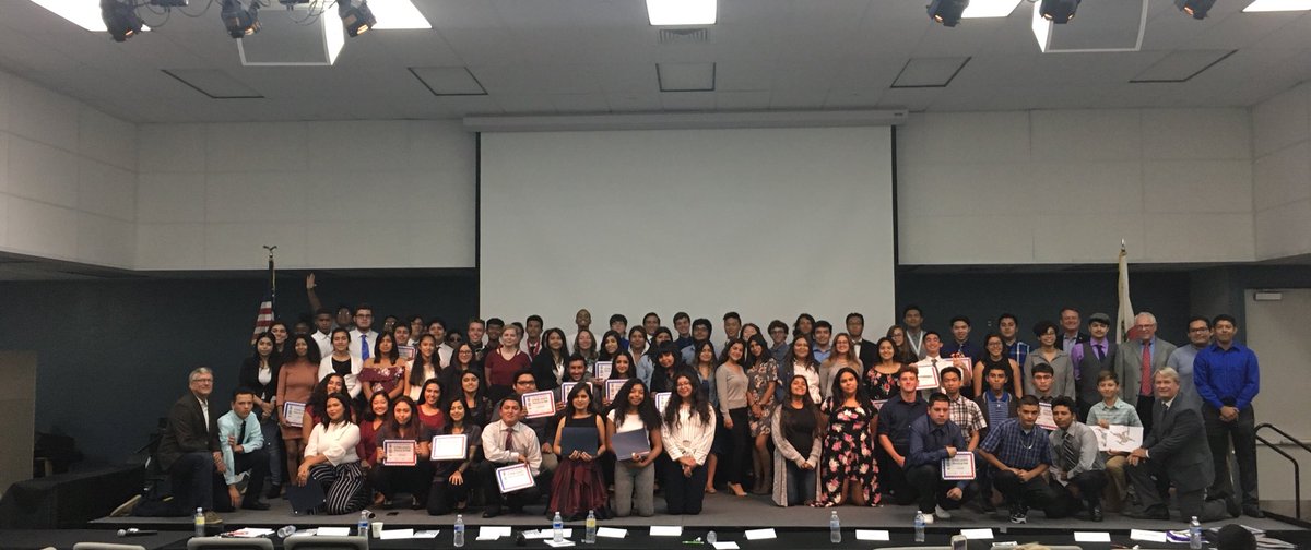 FulmerScience's tweet photo. Congratulations to all the students that participated in the 2018 STEM LEAPS Design Challenge! #rusdlearns #stemleaps https://t.co/OzvYE3o73U