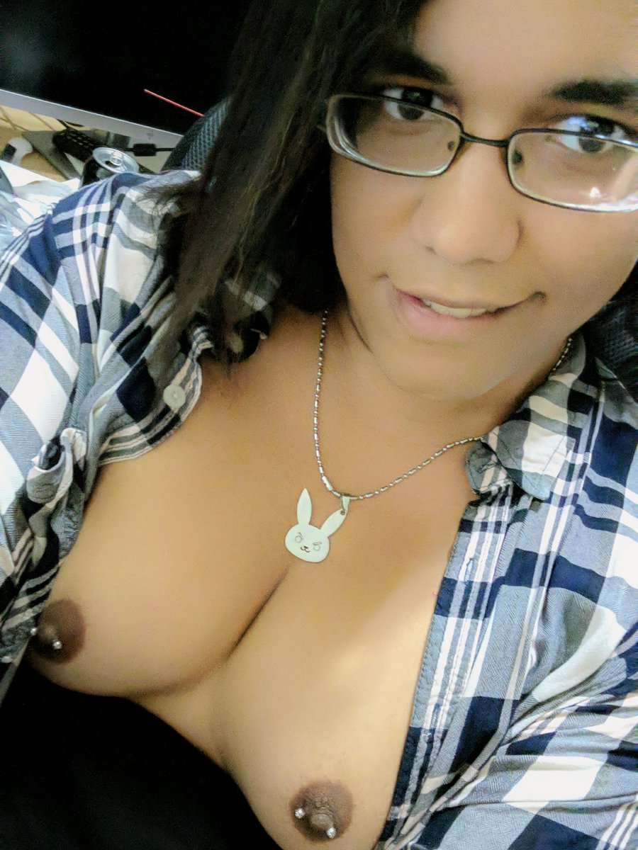 First twitter tiddy pic taken with my new phone