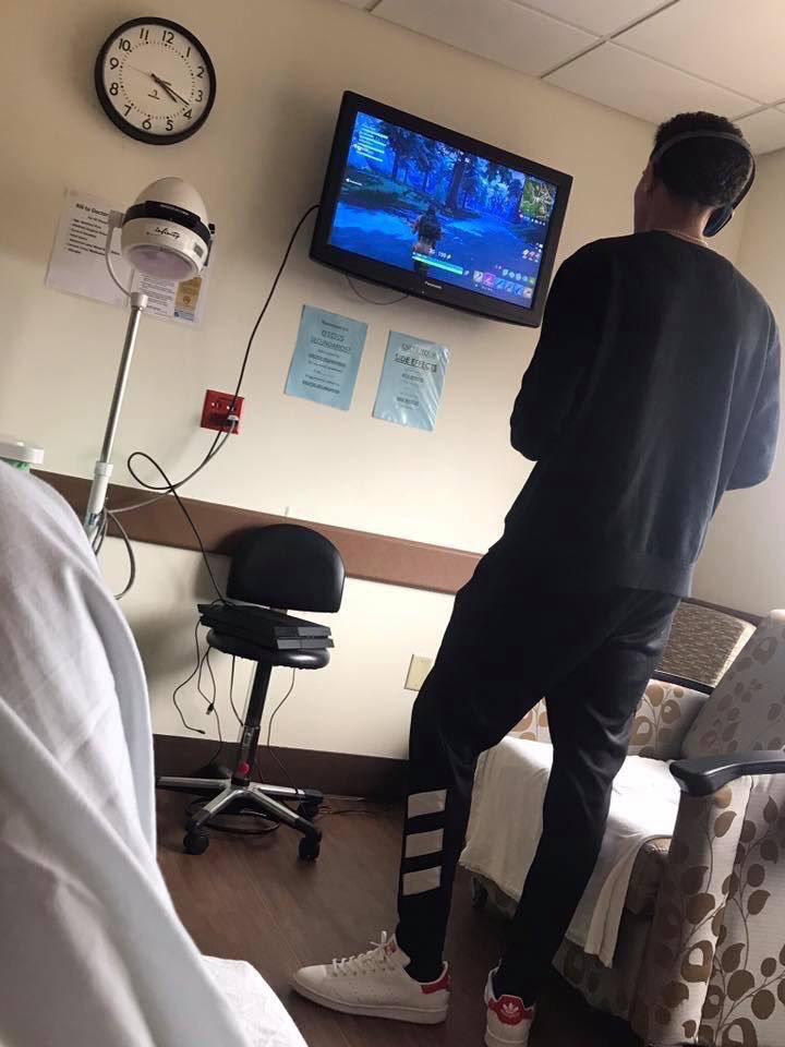 Michael Skit tweet media