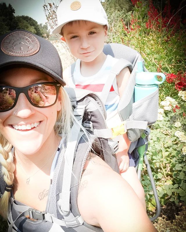 meandgray's tweet photo. Had such a blast today! Was supposed to be 106 degrees so we got #outside early with the sun ☀️ super big shout out to @stalyon.explorer.club for my killer trucker hat 🤙🏻 if you've seen my posts you all know how I feel about hats ❤✌🏻 #TGIF and we… https://t.co/A58WcXZdme https://t.co/Pyz473ZWMu