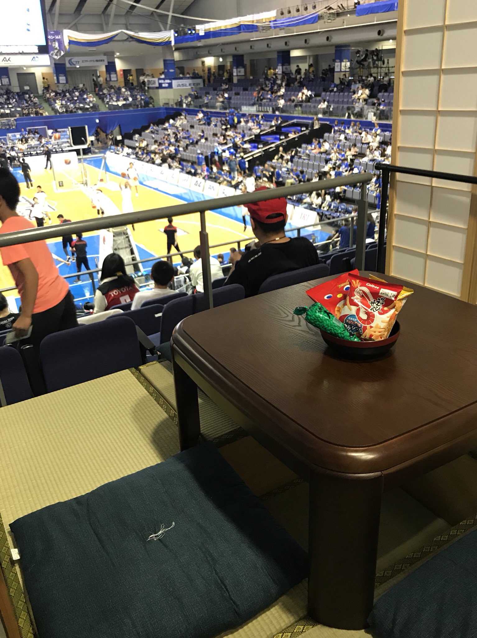 N Lives Happily これ 面白い けど バスケはまったりは見れないよね 野球にはよさそう ウイングアリーナ刈谷 シーホース三河 Bリーグ ファミリー席 アリーナ探検 T Co Nfb1dzynx1 Twitter