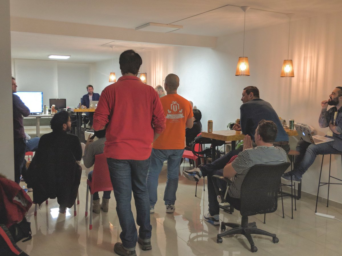 SemExpert eCommerce tweet media