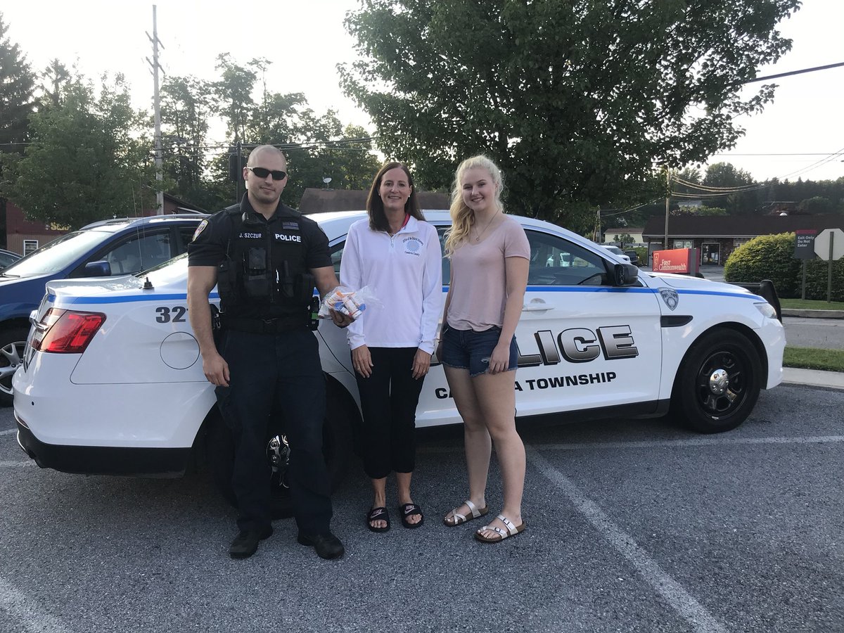 PennsylvaniaDAs's tweet photo. (1 of 2) As part of the initiative to fight the opioid crisis in Cambria Co, this is the 2nd Drug Take Back “Take it to the Streets” event. Police, fire and EMS in Cambria Township and Ebensburg are collecting unused Rx from residential areas. #PDAA2018 #interntakeover https://t.co/2iDBSEll8T