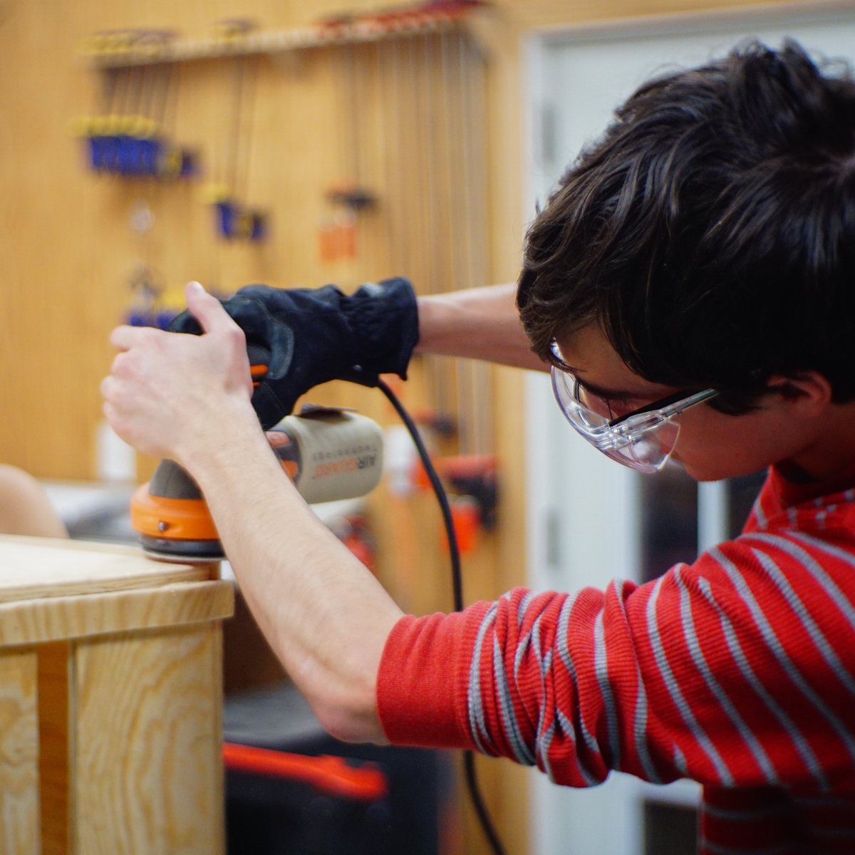 ResetRobotics's tweet image. It's almost the end of summer, but it's never too late to #startmaking. What are your plans?
#omgrobots #makersgonnamake