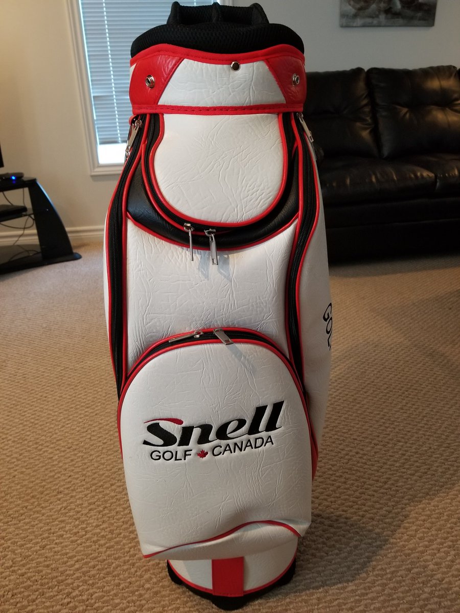 DWhidden25's tweet photo. Got home from vacation and found some great stuff from @SnellGolfCanada the balls I ordered and the tour bag I was fortunate enough to win. Thanks guys #MTBblack #Snell #golf https://t.co/fOLicACSvW