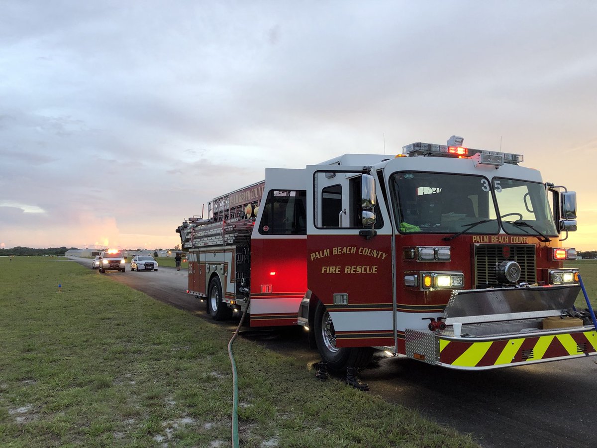 PBCFR's tweet photo. #BreakingNews small helicopter crash Lantana Airport @PBCFR on location, minor injuries https://t.co/Et5zexmqDZ