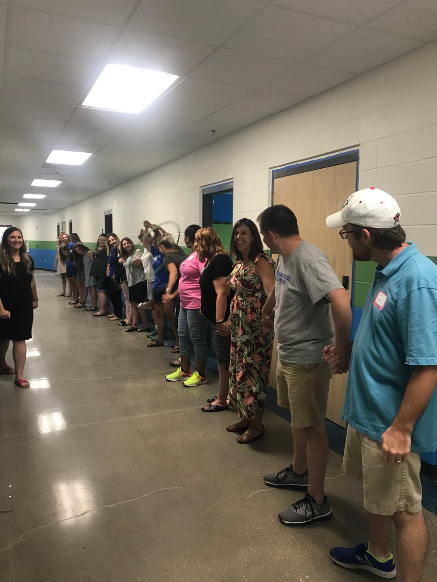 learningwithkim's tweet photo. Building trust and collaboration through fun team building activities!! PD # 2 @Jennings_Creek was a great success!! #awesomeisthenewnormal #jcewolfpack https://t.co/03AcNYSOat